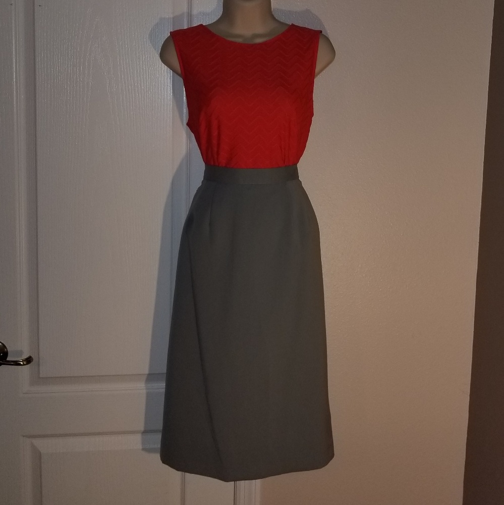 En Avance Lined Midi Skirt